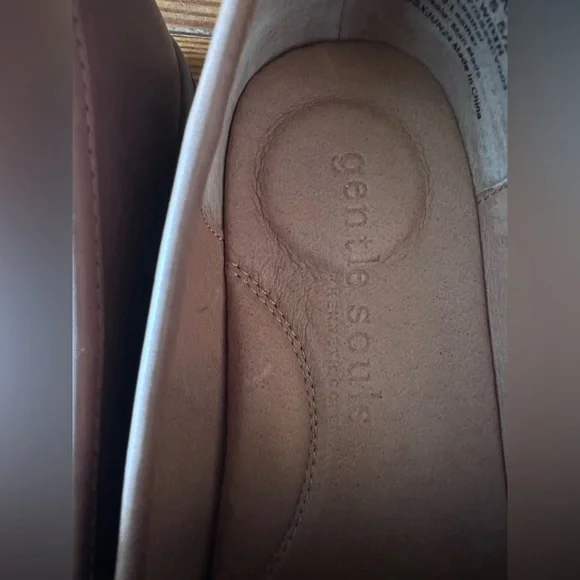 Gentle Souls “Cydney” loafer - Picture 5 of 8